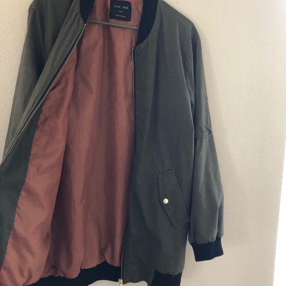 Extended Bomber Jacket - Picture 4 of 8